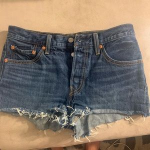 Levi’s high rise short